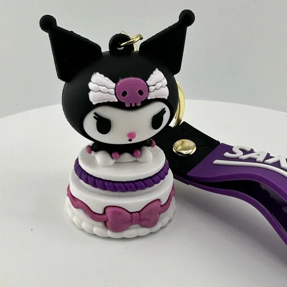 Kuromi Cake Purple Keychain with strap - Picture 3 of 4